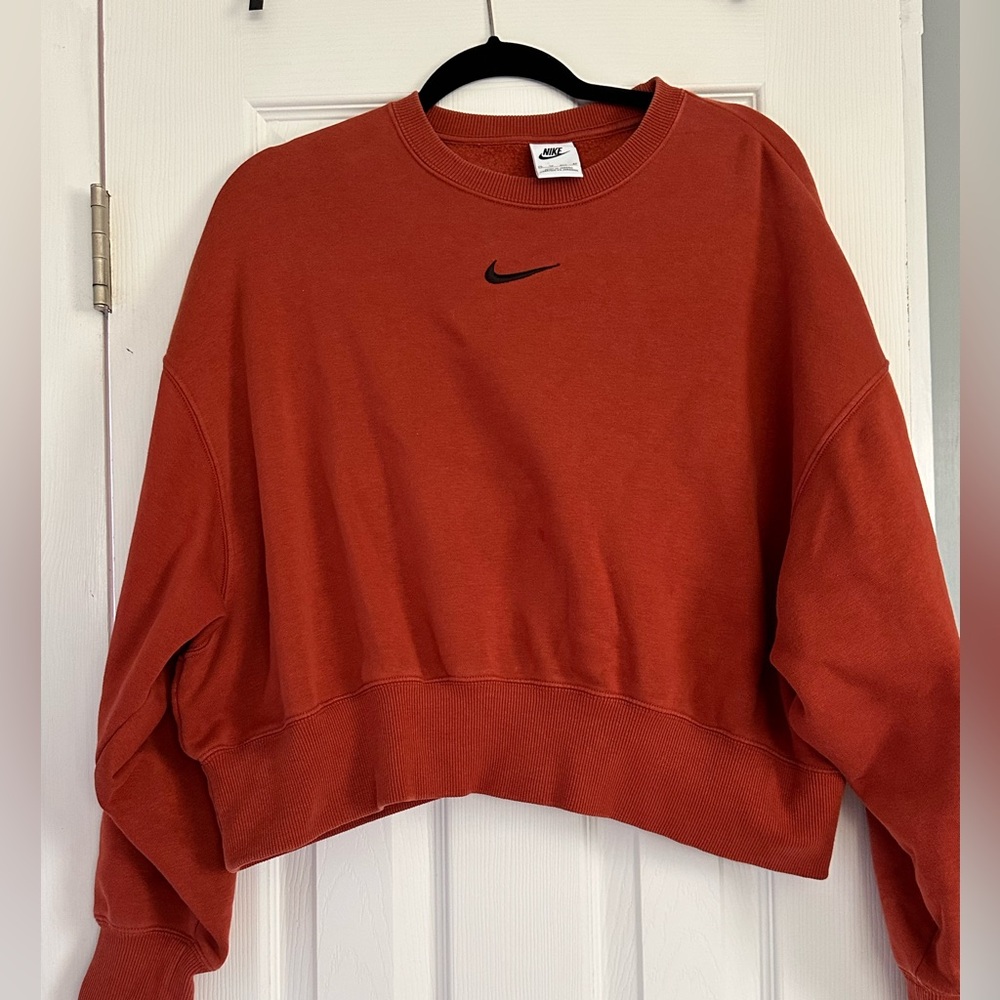 Nike Burnt Orange Cropped Sweatshirt